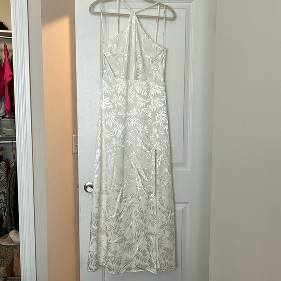 Lulu’s White Satin Leaf Print Dress - Picture 2 of 8